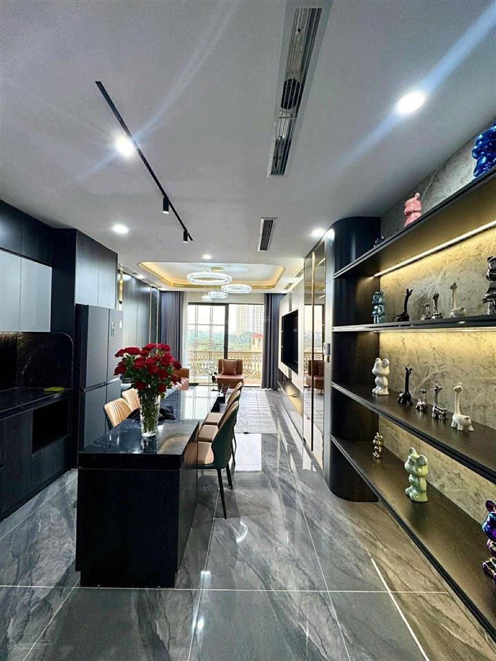 Chính chủ bán nhanh nhà phố ngọc lâm 58m2 2xtỷ  0989 365 ***