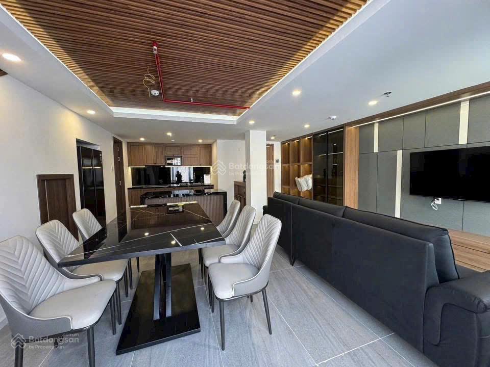 Deal tốt!! toà apartment mới 100%  16 căn  full khách vào là có dòng tiền ngay