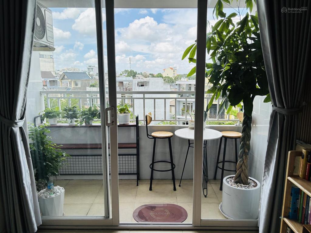 Mình chính chủ cần bán căn 71m2 , 2pn, 2wc, ban công , lô gia, đầy đủ nội thất ! 3,1ty thương lượng