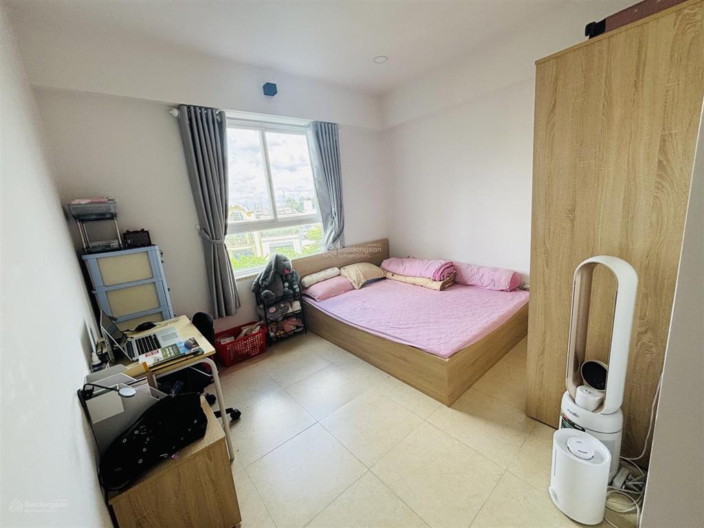Mình chính chủ cần bán căn 71m2 , 2pn, 2wc, ban công , lô gia, đầy đủ nội thất ! 3,1ty thương lượng