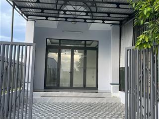 Cần tiền bán gấp nhà rộng, đường lớn, ai nhanh thì còn!