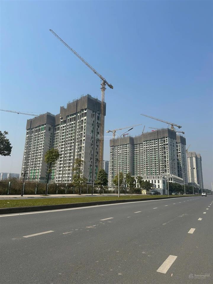 Bán căn hộ 03 phòng ngủ s1.2101 the senique, ban công đông nam, view hồ 24,5ha