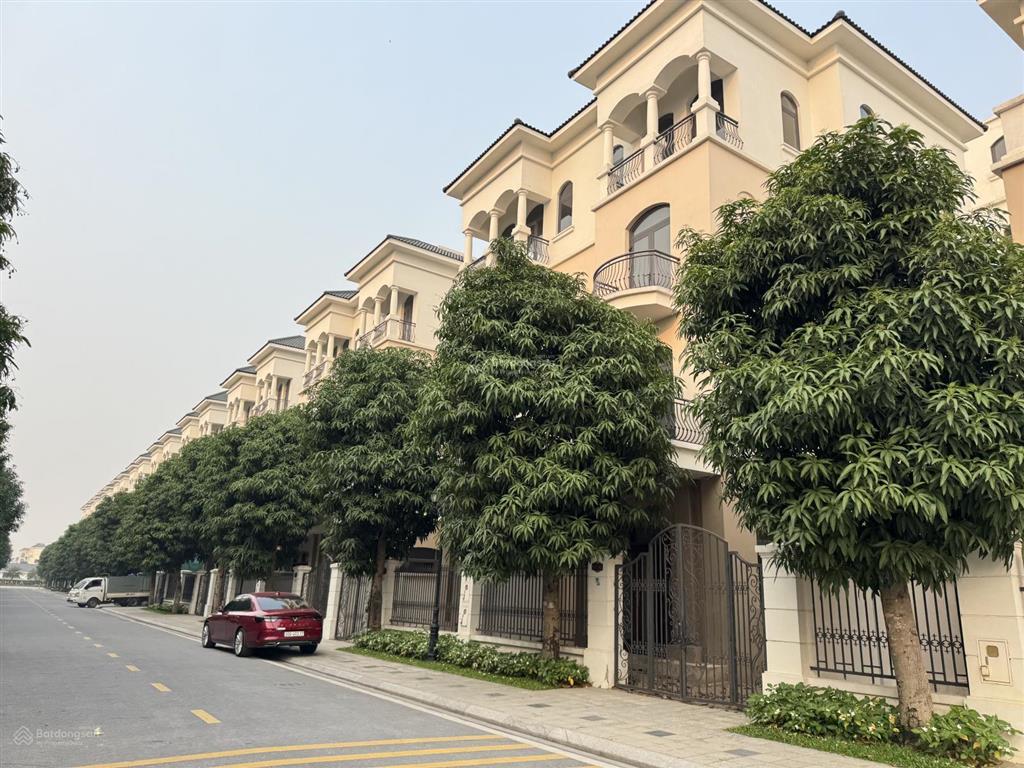 Chính chủ bán biệt thự song lập 127,5m2 xây 4 tầng, giá chỉ 17 tỷ