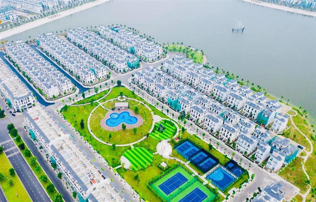 Duy nhất căn biệt thự song lập mặt vườn hoa nt371, dt 168m2. giá 52 tỷ.