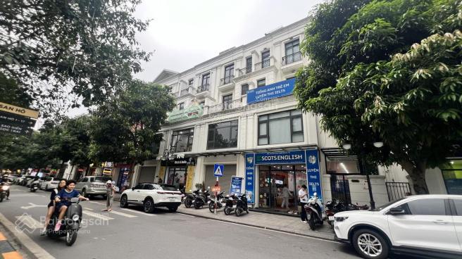 Chính chủ bán nhanh shophouse sh16 mặt đường 52m, dt 120m2. giá 39 tỷ