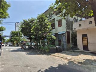 Bán nhà góc 2 mặt tiền kinh doanh đường nguyễn công sáu ngay hồ nghinh đi bộ 500m ra bãi tắm mỹ khê