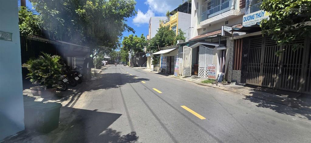 Bán lô ngay biển mỹ khê hai mặt tiền đường phó đức chính ngang 6m diện tích lớn cực đẹp