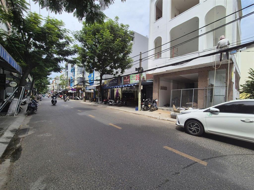 Bán nhà mặt phố nguyễn hoàng ngang 6.5m khu vực kinh doanh sầm uất kết hợp ở, văn phòng công ty