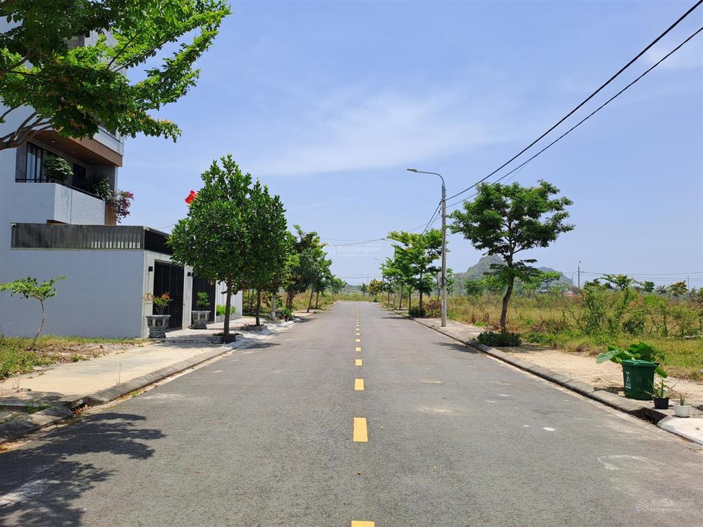 Chào bán nam hoà xuân lô ven sông gần biển đối lưng công viên đầm sen cực kỳ đẹp.