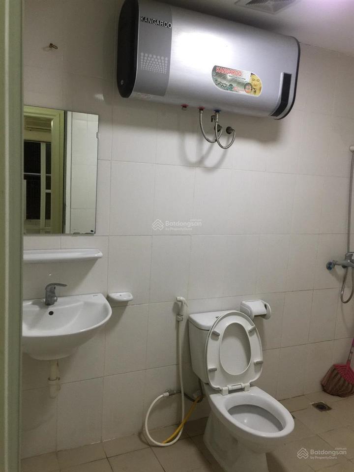 Cho thuê căn hộ 2 phòng ngủ, 2 wc, nội thất cơ bản