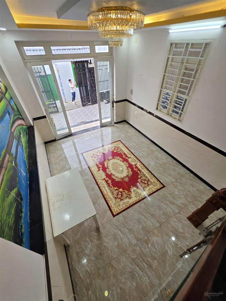 Bán nhà 1 trệt 1 lầu, nhà 2 mặt thoáng giá 3,95 tỷ tl, gần go, phường đông hòa, thành phố dĩ an