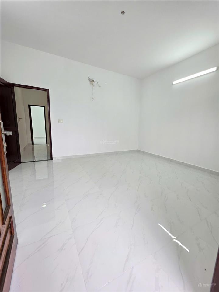 Cho thuê nhà khu dân cư champaca garden khép kín có bảo vệ 24/24, phường đông hòa, thành phố dĩ an