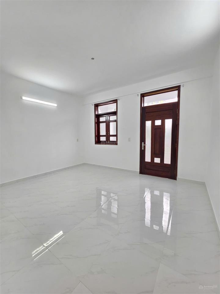 Cho thuê nhà khu dân cư champaca garden khép kín có bảo vệ 24/24, phường đông hòa, thành phố dĩ an