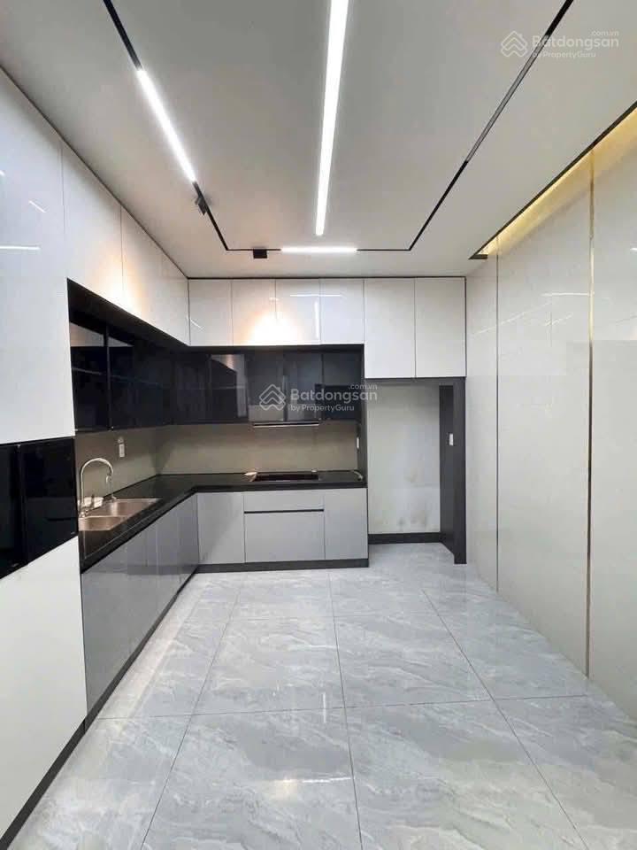 1,150 tỷ nhà mới xây 125 m² sổ hồng hoàn công sát kcn tân đức (5x25)