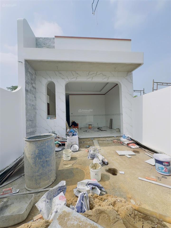 1,150 tỷ nhà mới xây 125 m² sổ hồng hoàn công sát kcn tân đức (5x25)