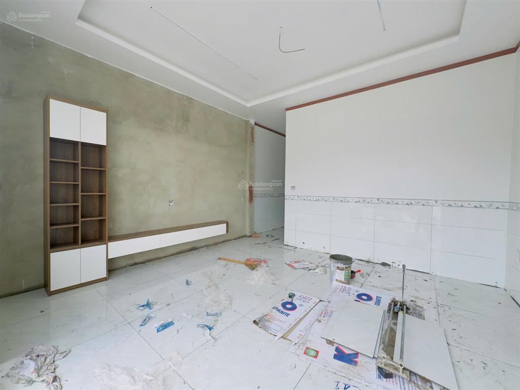 1,150 tỷ nhà mới xây 125 m² sổ hồng hoàn công sát kcn tân đức (5x25)