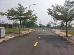 Đất thị trấn đức hòa mt nhựa 12m, sổ sẵn 850 triệu (full giá)  0931 313 ***