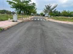 Đất thị trấn đức hòa mt nhựa 12m, sổ sẵn 850 triệu (full giá)  0931 313 ***