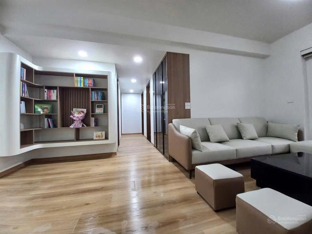 Bán căn 92m2 rừng cọ giá tốt, nhà đủ đồ