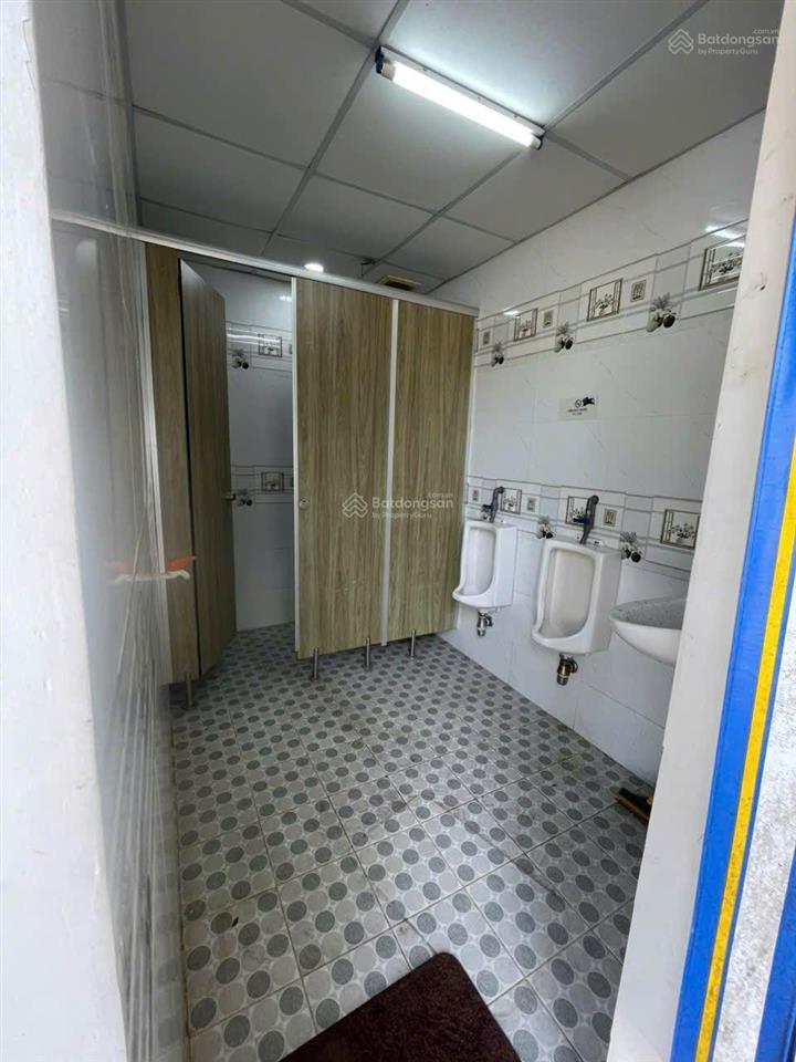 Kho mặt tiền đt748. dt 1200 m2 kho 500 m2