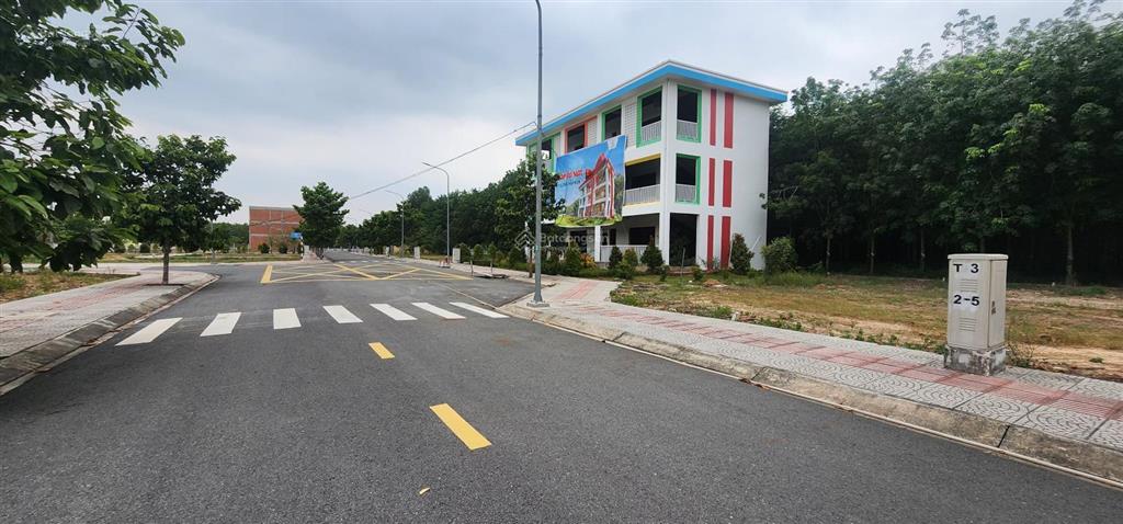 Vị trí đất dt 4 x 22m phường tân hiệp, thành phố tân uyên, tỉnh bình dương. nay tp. hồ chí minh
