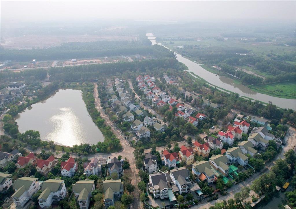 Biệt thự western land ven sông thị tính. dt 588 m2 (17.3 x 31.7 nở hậu 19.7m)