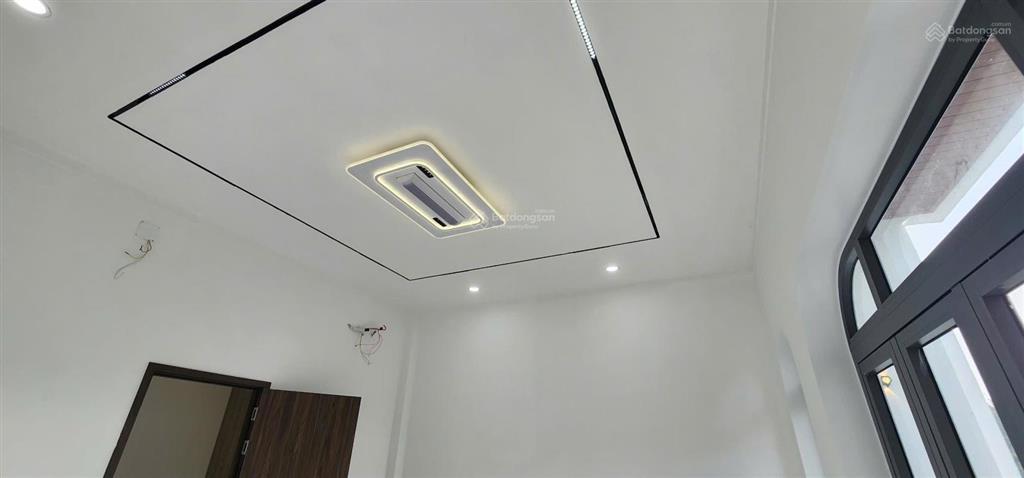 Bán nhà phố xây mới 100% trung tâm phường chánh hiệp. nhà 1 trệt 1 lửng 1 lầu