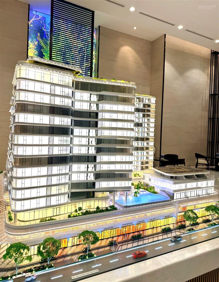 Bán shophouse tại triton crown hồ bán nguyệt phú mỹ hưng, căn góc 2 mặt tiền, 206m2 0906 328 ***