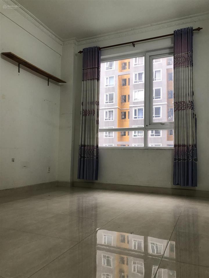 Cho nữ thuê phòng tại căn hộ cc the cbd 125 đồng văn cống q.2