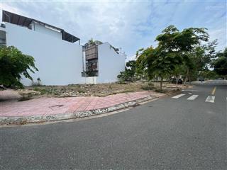 Chính chủ cần bán gấp 02 lô góc biệt thự  đối diện công viên hà quang lê hồng phong 1&2 nha trang