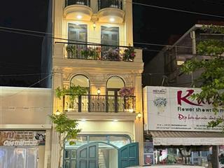 Bán nhà mặt tiền 139 thủ khoa huân, phú thủy, phan thiết  90.2m²  4 tầng  thang máy  9pn