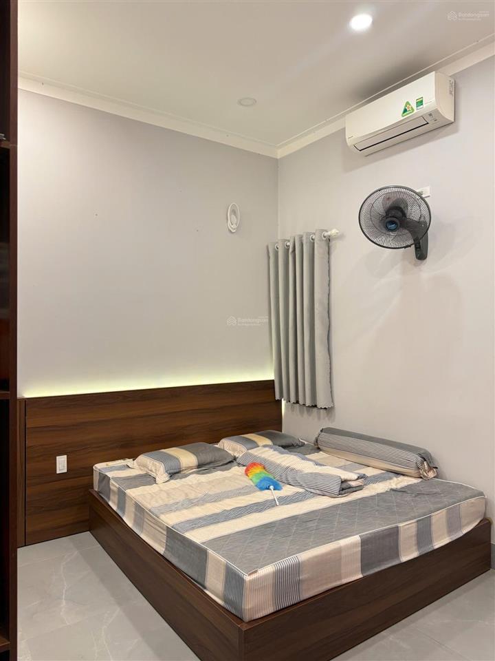 Bán nhà đường hoàng bích sơn, phường phú thủy, 1 trệt 1 lầu, 4 phòng ngủ, 100m2