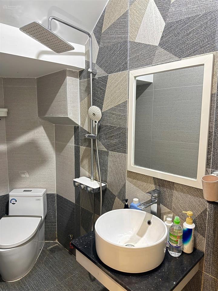 Bán nhà đường hoàng bích sơn, phường phú thủy, 1 trệt 1 lầu, 4 phòng ngủ, 100m2