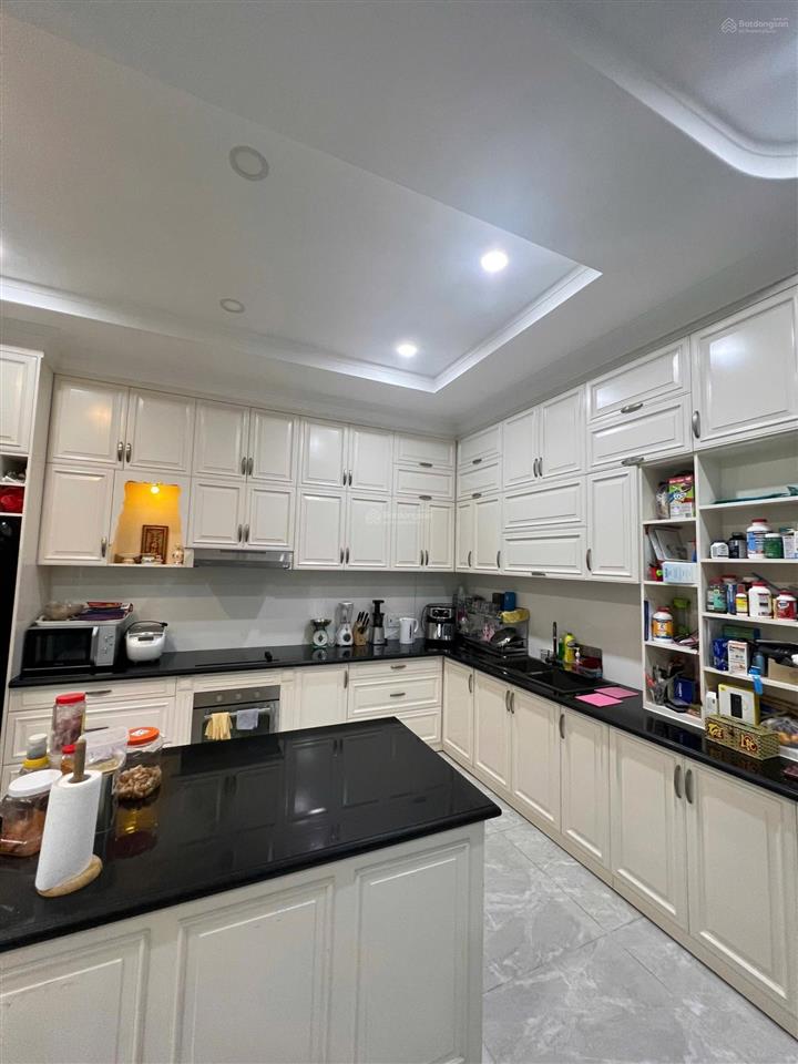 Bán căn nhà villa phố d4 oceandunes 140m2 ngang7m 1 trệt 3 lầu có thang máy