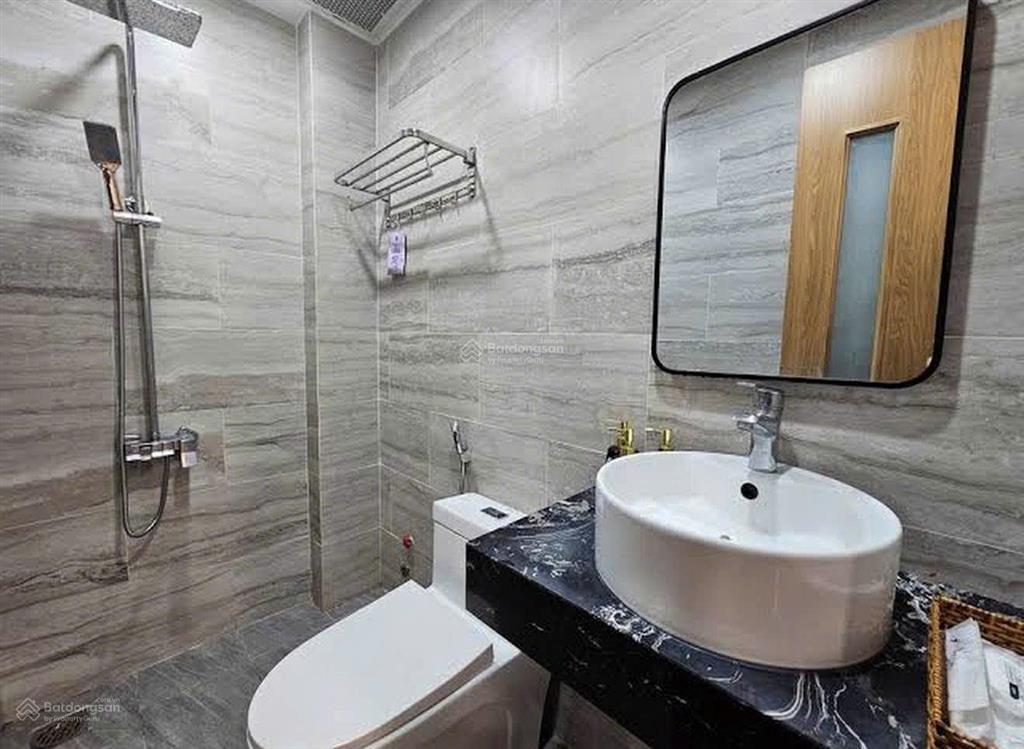 Bán khách sạn đang khai thác ổn định nguyễn gia trí (d2), p. 25, bình thạnh, 0383 333 ***