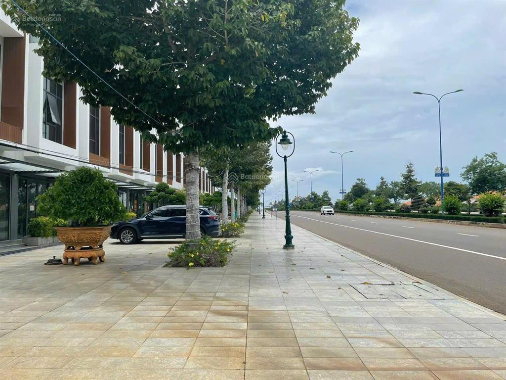 Góc 2 mặt tiền nptm718 summerland phan thiết mặt tiền đường võ nguyên giáp, view biển trực diện