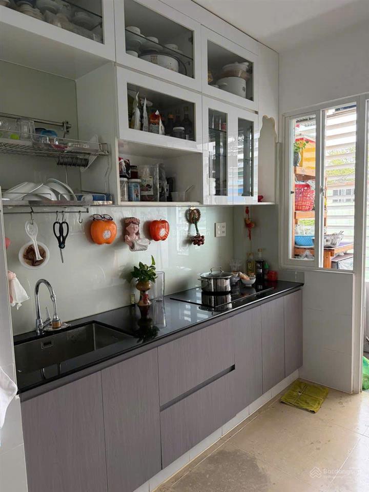 Bán căn hộ góc cc 155 nguyễn chí thanh sổ hồng lâu dài giá 4,35 tỷ