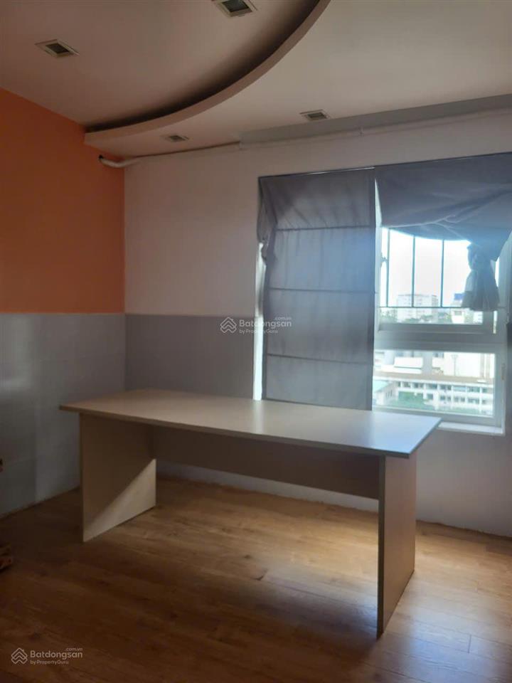 Cho thuê căn góc lô a lầu 11.7 cc 155 nguyễn chí thanh 12 triệu/tháng