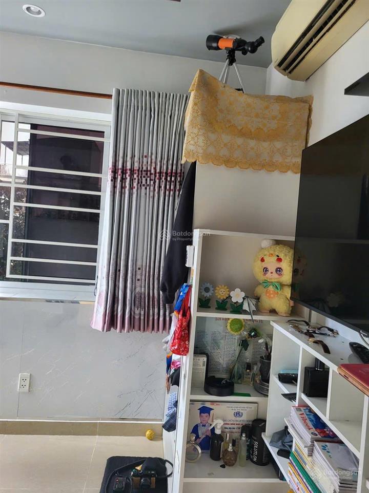 Bán căn góc cc 155 nguyễn chí thanh 60,9m2 2pn giá 4,35 tỷ