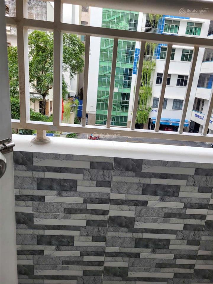 Bán căn góc cc 155 nguyễn chí thanh 60,9m2 2pn giá 4,35 tỷ