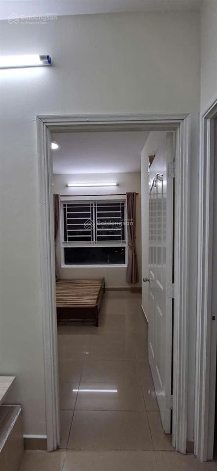 Cho thuê căn góc cc 155 nguyễn chí thanh 11 triệu/tháng lô a lầu 16.7, căn góc 62m2