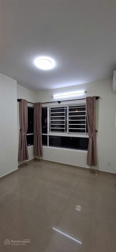 Cho thuê căn góc cc 155 nguyễn chí thanh 11 triệu/tháng lô a lầu 16.7, căn góc 62m2