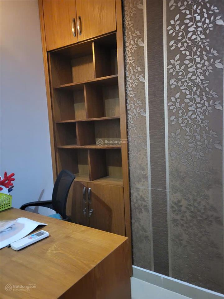 Bán căn hộ góc cc 155 nguyễn chí thanh giá 4,5 tỷ