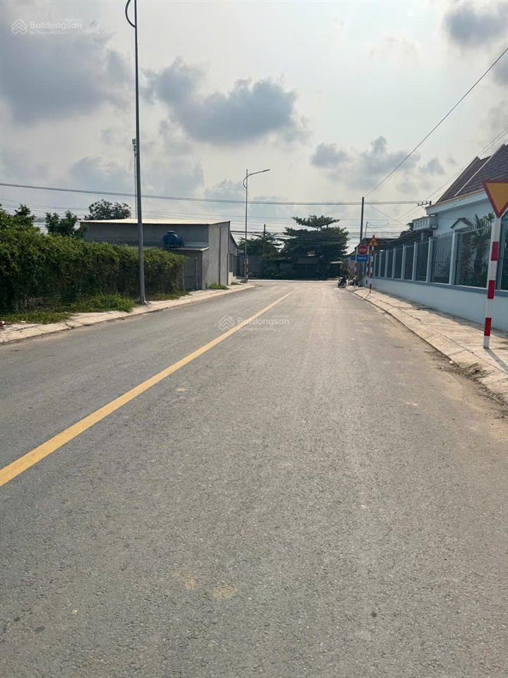 Bán đất mt nhựa kênh 3 hòa khánh cách ql n2 300m