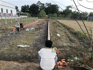 Đất 1 sẹc nhựa số 2 bình lợi hòa khánh giá 750tr  thổ  sổ riêng