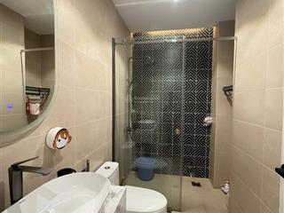 Cần bán nhà 7x16m, 3 tầng đối diện ngay trường quốc tế uts, thuộc kdc phong phú 5, kế bến xe q8