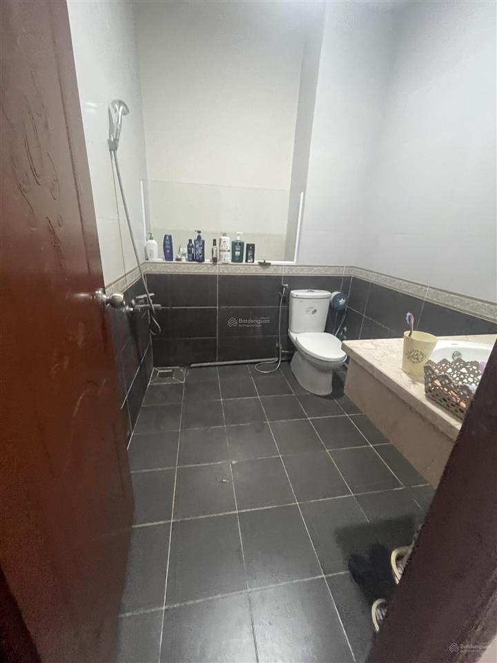 Nhà 3 lầu đường số 15 trong khu dân cư bình hưng. dt 4x20m, sổ hồng hoàn công