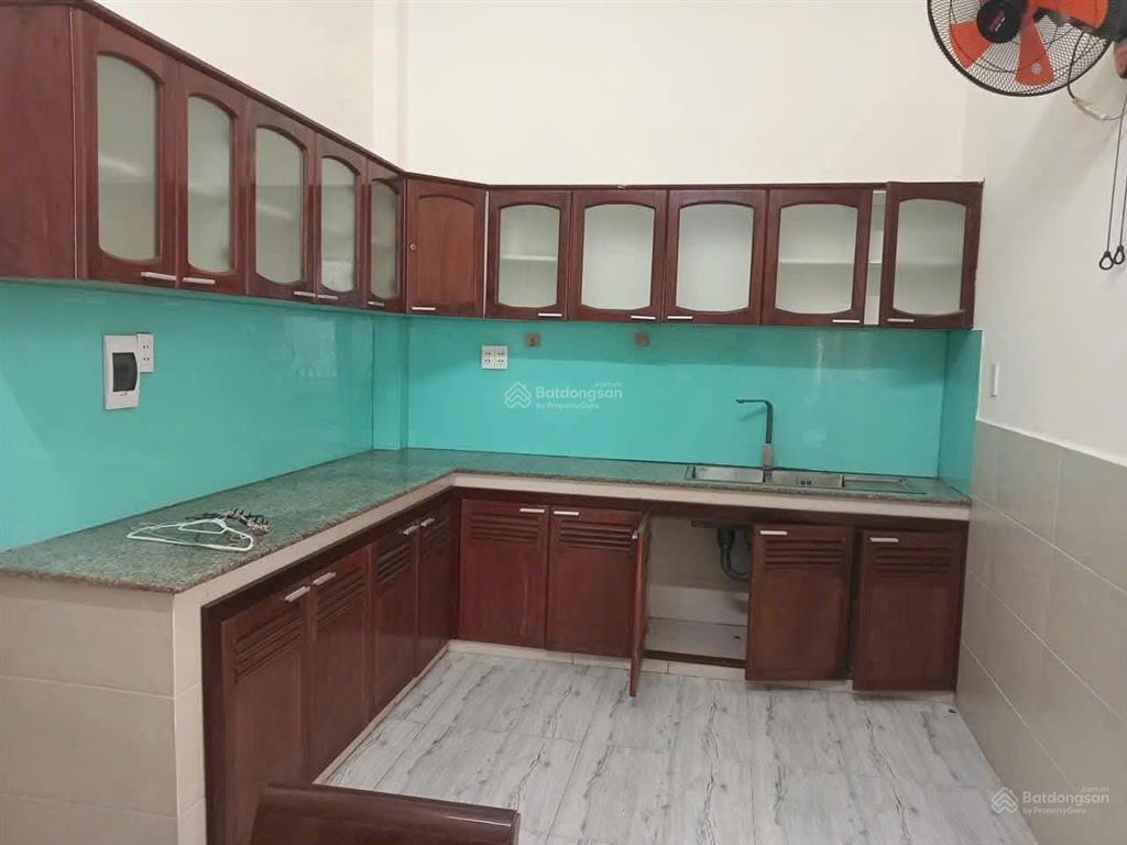Giảm nhanh thêm 3 tỷ. bán nhanh để giải quyết công việc, bán căn nhà kdc bình hưng. dt 12x24= 288m2