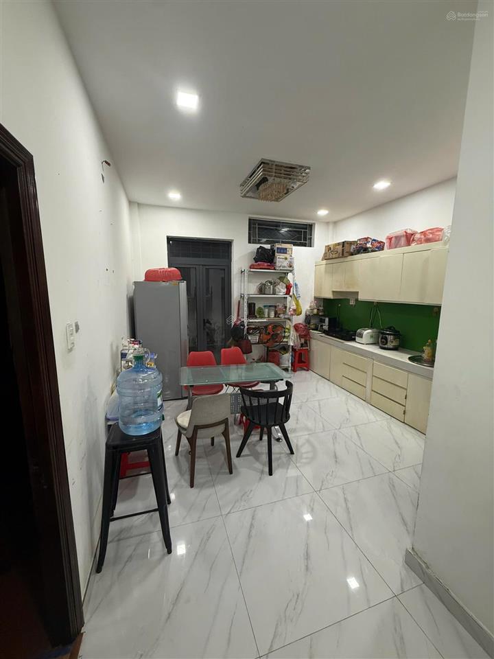 11,7 tỷ. cần bán căn nhà đối diện công viên phúc lộc thọ, kdc phong phú 5. dt 136,5m2, sh riêng