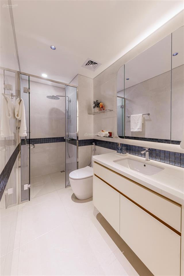 Căn hộ diamond sky vạn phúc city tầng 18 view siêu đẹp, tt 15% ký hđ, pttt 2.5%/tháng, ck 9.5%